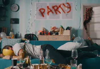 verwüstete Wohnung nach Party