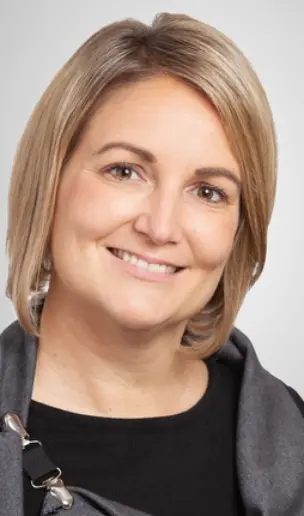 Portraitbild der Recruitingverantwortlichen, Jennifer Groismaier