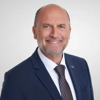 Mag. Bernhard Lackner