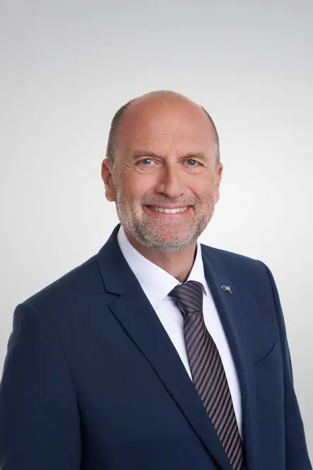 Mag. Bernhard Lackner